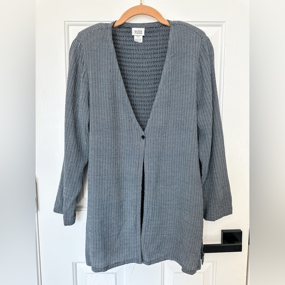 Eileen Fisher Textured Long V-Neck Women’s Cardigan - Size Medium - Picture 1 of 13